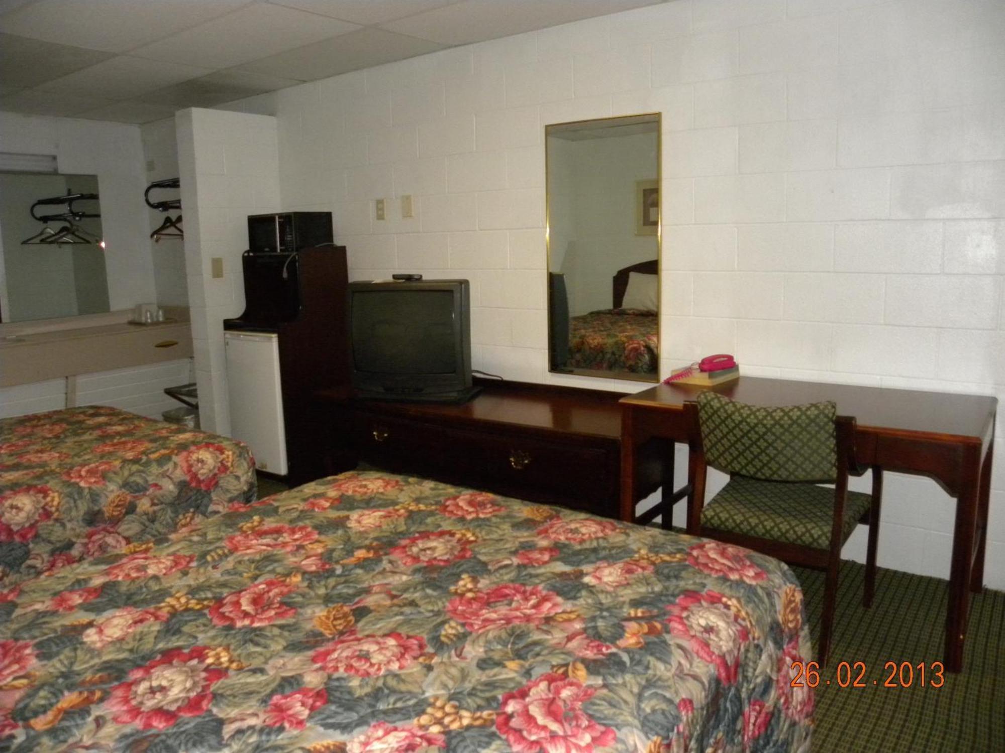 Guest Inn Роджерс Экстерьер фото